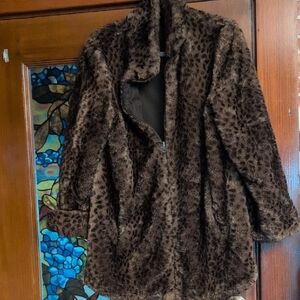 Chic Leopard Print Teddy Jacket